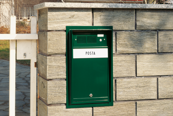 Cassetta della posta come arredo ingresso